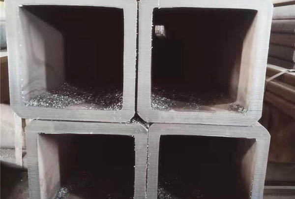 郊区厚壁无缝方管